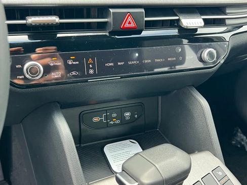 New 2026 Kia Sportage X-Line w/ X-Line Technology Package AWD/4WD image 21