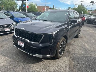 Used 2025 Kia Sorento SX