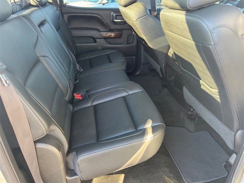 Used 2017 GMC Sierra 1500 SLT w/ SLT Premium Package image 18