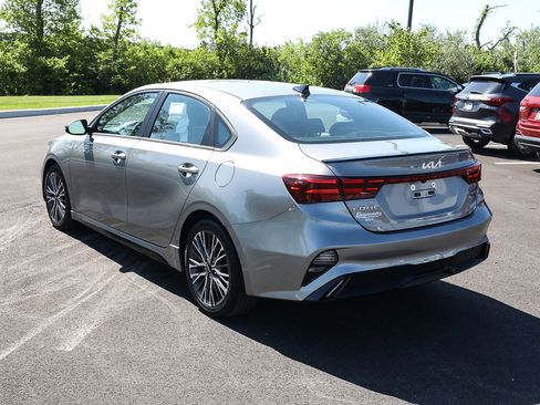Used 2022 Kia Forte GT-Line w/ GT-Line Technology Package FWD image 4