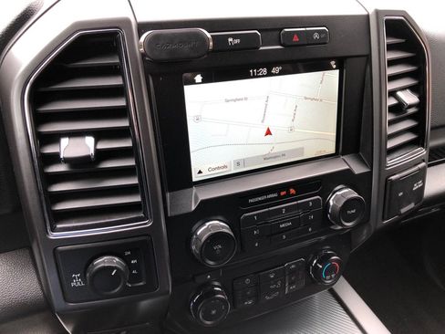 Used 2018 Ford F150 XLT w/ Equipment Group 302A Luxury AWD/4WD image 30