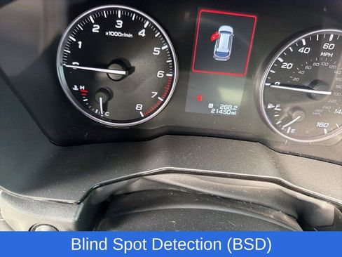 Used 2024 Subaru Outback Premium image 9