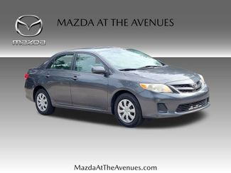 Used 2011 Toyota Corolla LE video 3