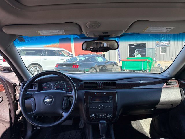 Used 2012 Chevrolet Impala LTZ FWD image 29