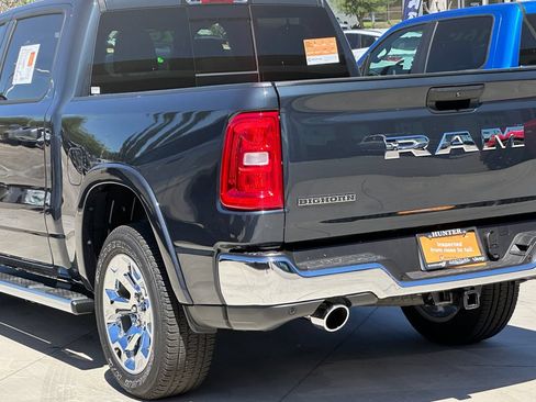 Used 2026 RAM 1500 Big Horn AWD/4WD image 8