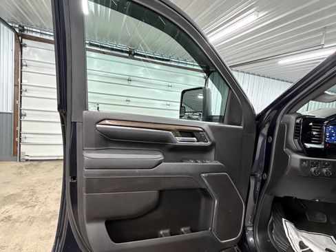 Used 2024 Chevrolet Silverado 2500 LT image 33