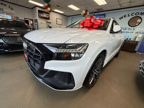 Used 2020 Audi Q8 Prestige w/ Prestige Package image 7