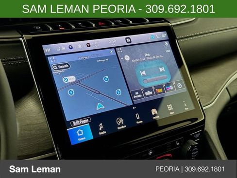 New 2025 Jeep Grand Cherokee L Limited w/ Black Appearance Package image 15