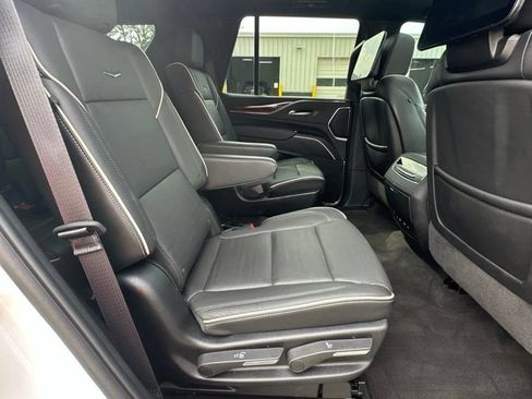 Certified 2024 Cadillac Escalade Premium Luxury w/ Performance Package AWD/4WD image 12