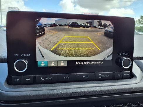 Used 2023 Honda Accord EX image 6