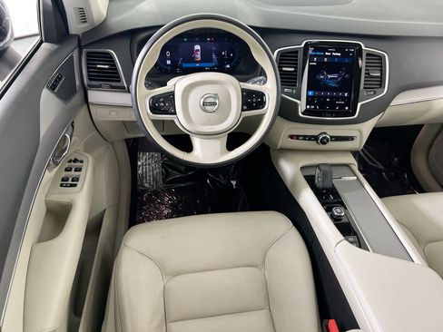 Used 2023 Volvo XC90 B5 Core AWD/4WD image 23