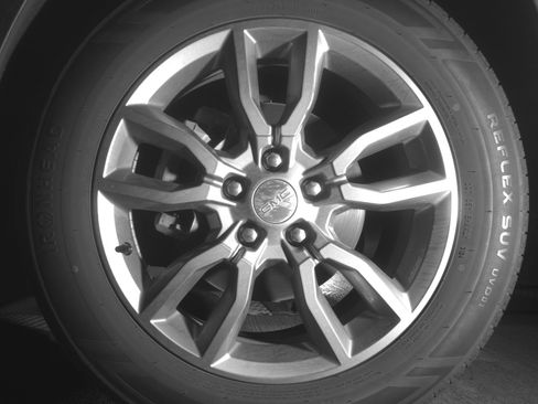 Used 2024 GMC Terrain SLT image 12