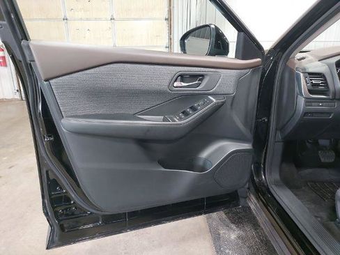 Certified 2023 Nissan Rogue SV AWD/4WD image 26