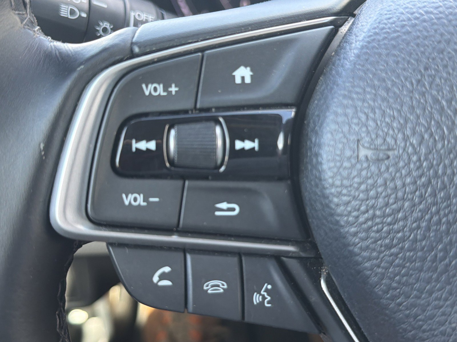 Used 2018 Honda Accord EX-L image 28