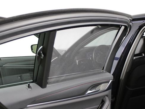 Used 2023 BMW 540i w/ Executive Package image 33