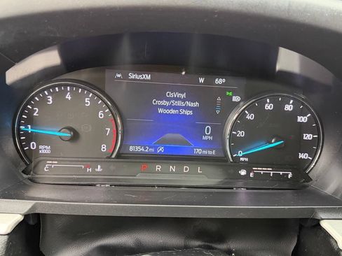 Used 2021 Ford Explorer XLT w/ Equipment Group 202A AWD/4WD image 26