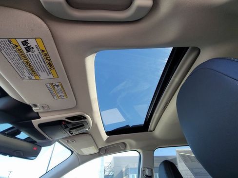 Used 2023 Subaru Outback Limited XT image 18