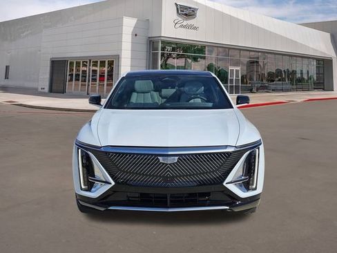 New 2026 Cadillac Lyriq Luxury w/ LPO, Floor Liner Package image 2