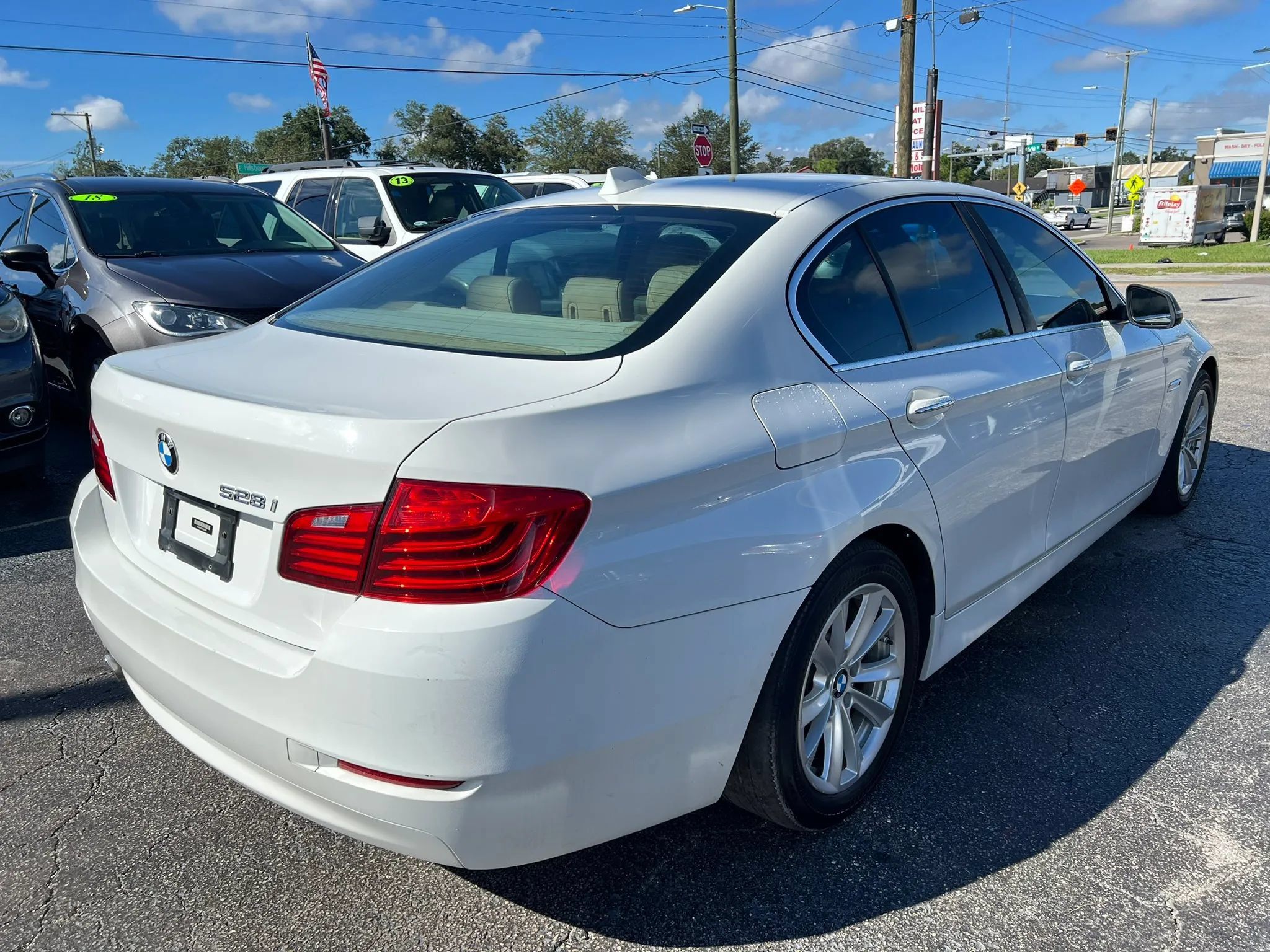 Used 2014 BMW 528i Sedan RWD image 5