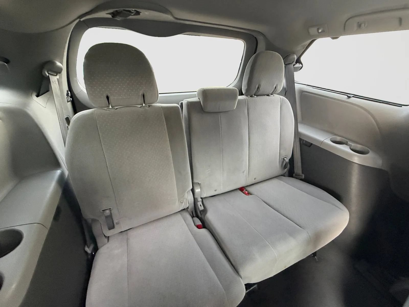 Used 2020 Toyota Sienna LE FWD image 20