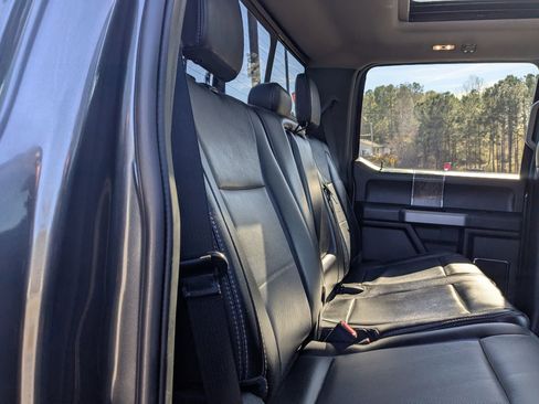 Used 2019 Ford F250 Lariat w/ Lariat Ultimate Package image 25