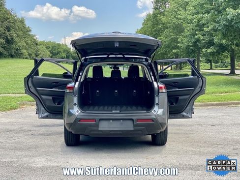 Used 2024 Nissan Pathfinder SV image 42