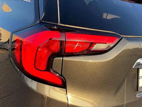 Used 2018 GMC Terrain SLE w/ Driver Convenience Package image 21