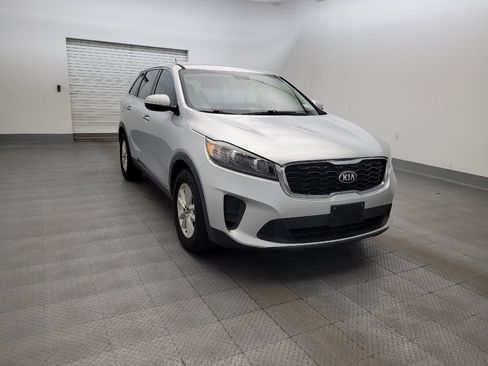 Used 2019 Kia Sorento AWD V6 image 13