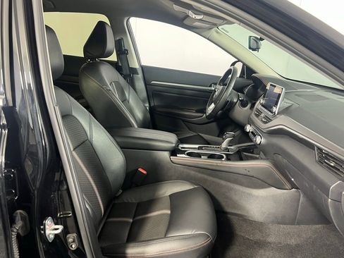 Used 2025 Nissan Altima 2.5 SR image 28