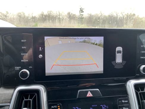 Used 2022 Kia Sorento S w/ Panoramic Sunroof Package image 16