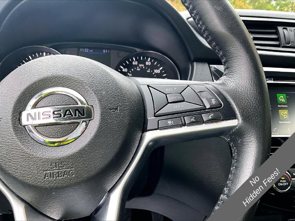 Used 2018 Nissan Rogue SV w/ Premium Package AWD/4WD image 12