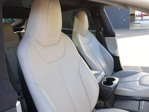 Used 2015 Tesla Model S AWD image 20