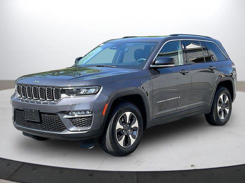 Certified 2023 Jeep Grand Cherokee 4WD 4xe image 4