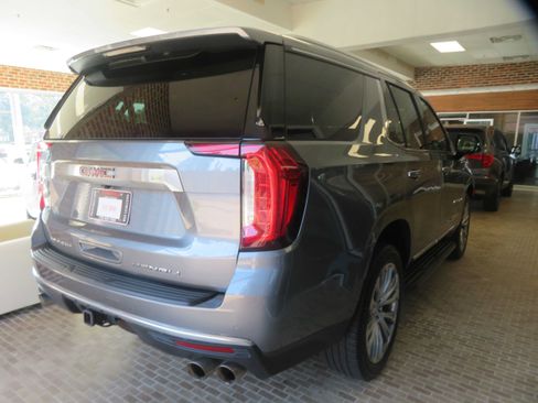 Used 2021 GMC Yukon Denali AWD/4WD image 4