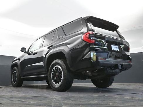 Used 2025 Toyota 4Runner TRD Off-Road AWD/4WD image 38