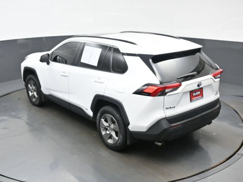 Used 2024 Toyota RAV4 XLE w/ Convenience Package AWD/4WD image 39