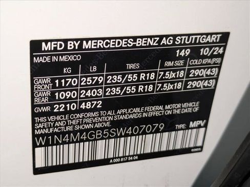 Certified 2025 Mercedes-Benz GLB 250 image 24