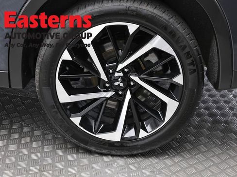 Used 2024 Mitsubishi Outlander SE AWD/4WD image 8