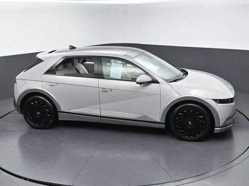 Used 2023 Hyundai Ioniq 5 Limited AWD/4WD image 46