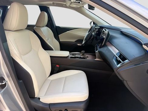 Used 2025 Lexus RX 350 FWD image 16