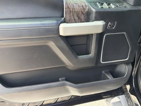Used 2019 Ford F250 Lariat w/ Lariat Ultimate Package AWD/4WD image 11