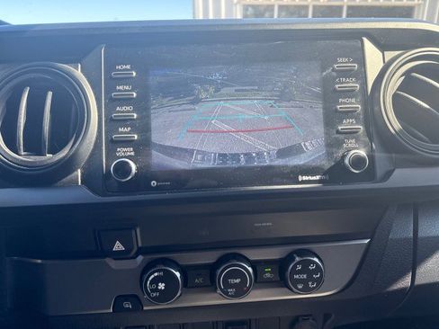 Used 2022 Toyota Tacoma SR image 21