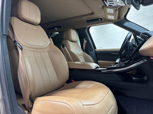 Used 2023 Land Rover Range Rover Sport SE image 30