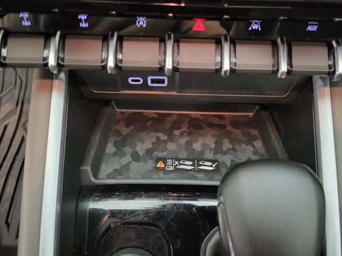 Certified 2025 Chevrolet Colorado ZR2 w/ Technology Package image 11