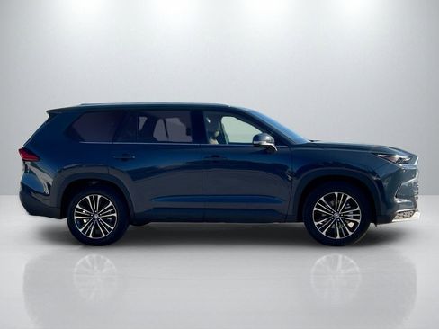 Certified 2024 Toyota Grand Highlander AWD Hybrid image 4