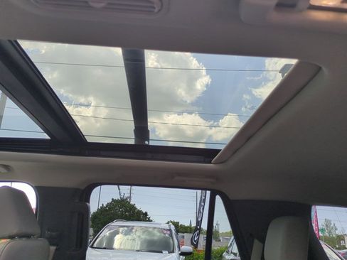 Used 2021 Ford Expedition XLT image 20