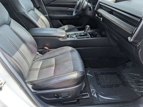 Used 2025 MAZDA CX-50 AWD 2.5 S w/ Premium Plus Pkg image 31