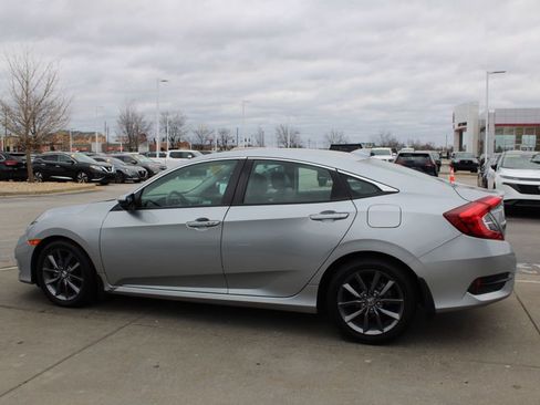 Used 2020 Honda Civic EX image 4