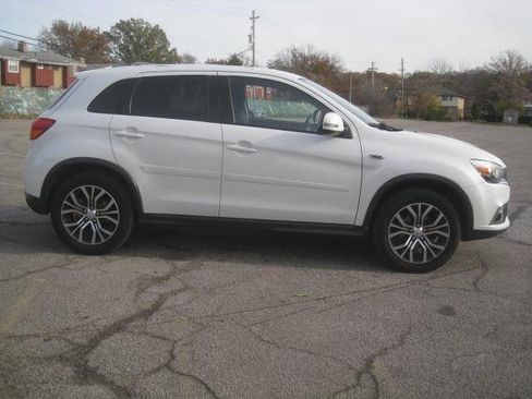 Used 2016 Mitsubishi Outlander Sport ES image 4