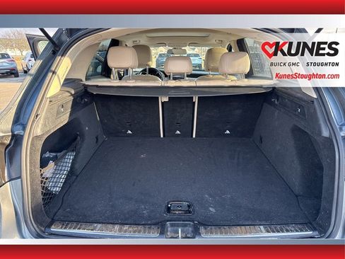 Used 2019 Mercedes-Benz GLC 300 4MATIC image 38